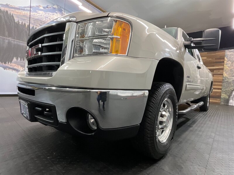 2007 GMC Sierra 2500 SLT 4X4 / 6.6L DURAM   - Photo 9 - Gladstone, OR 97027