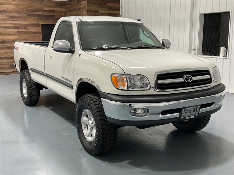 2001 Toyota Tundra SR5 Regular Cab Long Bed 4X4 / 4.7L V8 / NEW LIFT / NEW LIFT w. NEW TIRES / NEW TIMING BELT +WATER PUMP SERVICE JUST DONE / ZERO RUST - Photo 2 - Gladstone, OR 97027