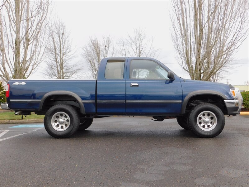 1995 Toyota T100 4X4 / V6 3.4L / 5-SPEED MANUAL / Tacoma / CLEAN   - Photo 4 - Portland, OR 97217