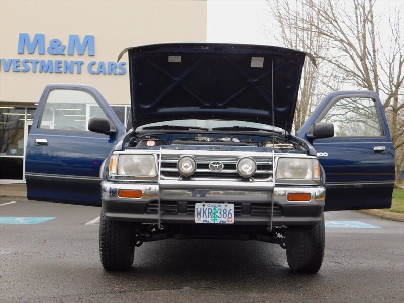 1995 Toyota T100 4X4 / V6 3.4L / 5-SPEED MANUAL / Tacoma / CLEAN   - Photo 28 - Portland, OR 97217