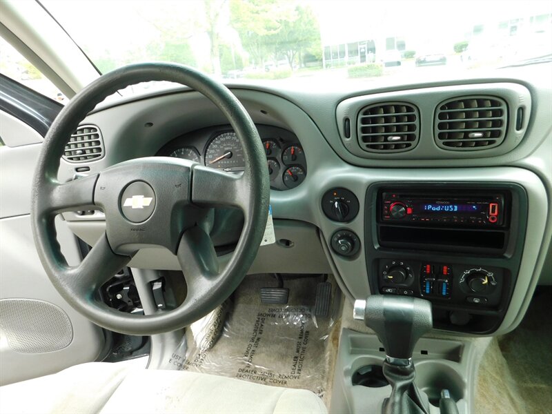 2006 Chevrolet Trailblazer LS 4dr SUV 4X4 / LIFTED / NEW MUD TIRES & RACK   - Photo 18 - Portland, OR 97217