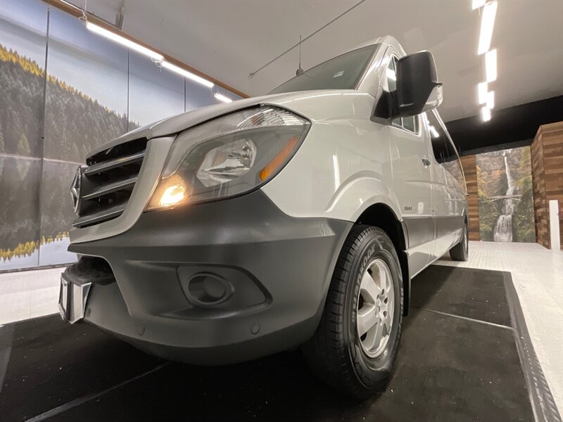 2014 Mercedes-Benz Sprinter 2500 Passenger Van 3.0L V6 DIESEL / HIGHROOF  / 15-Passenger Van / 170 " WB / HIGHROOF / 1-OWNER / Excel Cond - Photo 22 - Gladstone, OR 97027