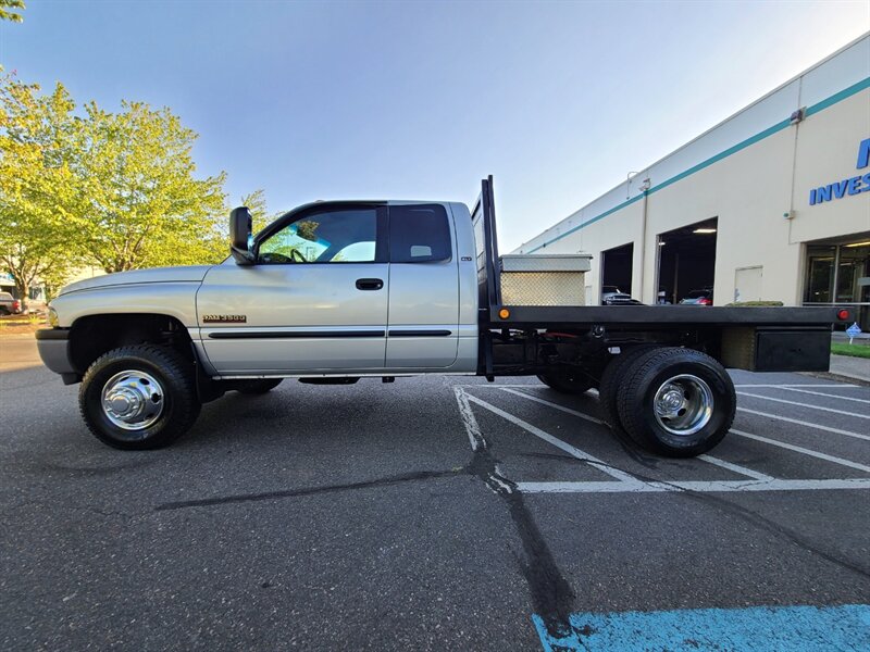 2002 Dodge Ram 3500 Dually FLAT BED 4X4 5.9L DIESEL / 1-TON / 151K MLS  / LONG BED / CUMMINS / LOW MILES - Photo 3 - Portland, OR 97217