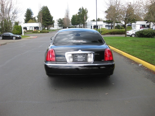 1999 Lincoln Town Car Executive   - Photo 4 - Portland, OR 97217