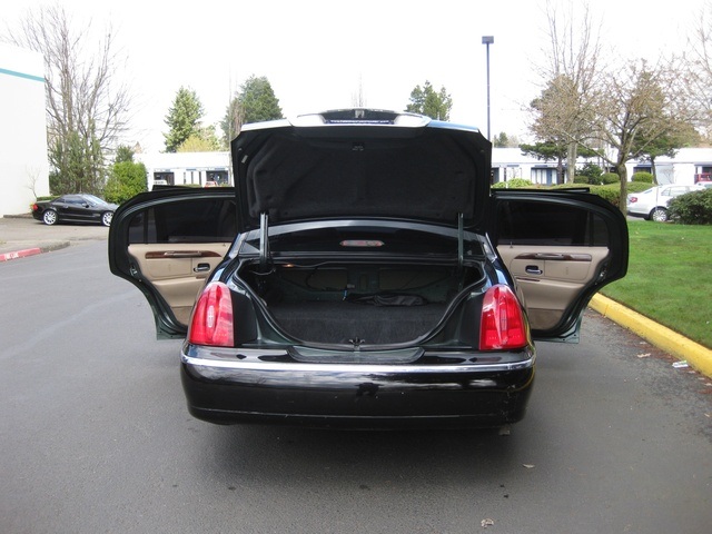 1999 Lincoln Town Car Executive   - Photo 11 - Portland, OR 97217