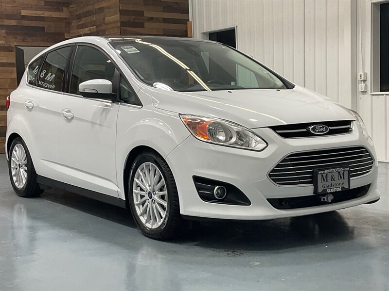 2016 Ford C-Max Energi SEL Wagon 2.0L 4Cyl Hybrid / 60k MILES  / Panoramic Roof - Photo 2 - Gladstone, OR 97027