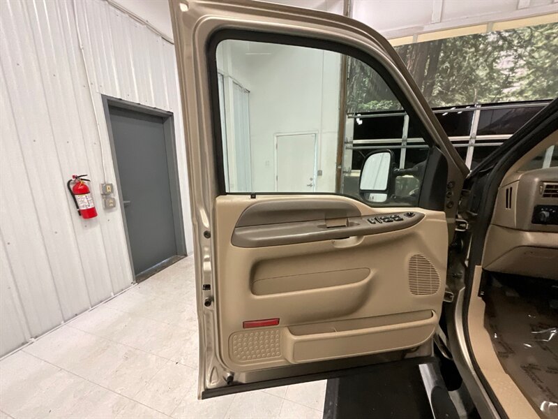 2003 Ford F-250 XLT Crew Cab 2WD / 7.3L DIESEL / 137,000 MILES  / RUST FREE - Photo 27 - Gladstone, OR 97027