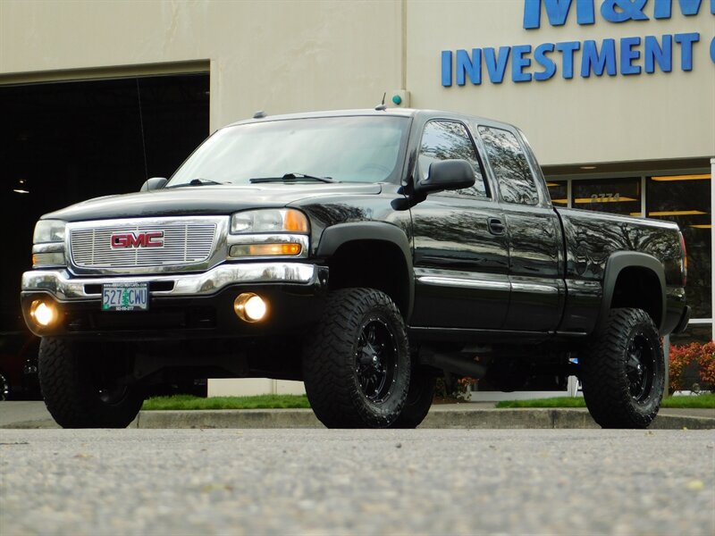 2004 GMC Sierra 1500 SLT 4dr Extended Cab 4X4 Leather Heated LIFTED 2004 Gmc Sierra 1500 4x4 Tire Size