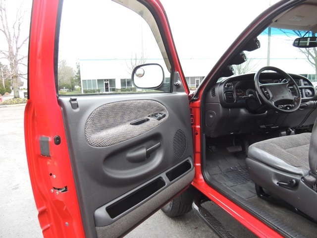 1998 Dodge Ram 2500 Quad Cab Sport 4X4/ 5.9L Cummins Diesel/12-Valve   - Photo 13 - Portland, OR 97217