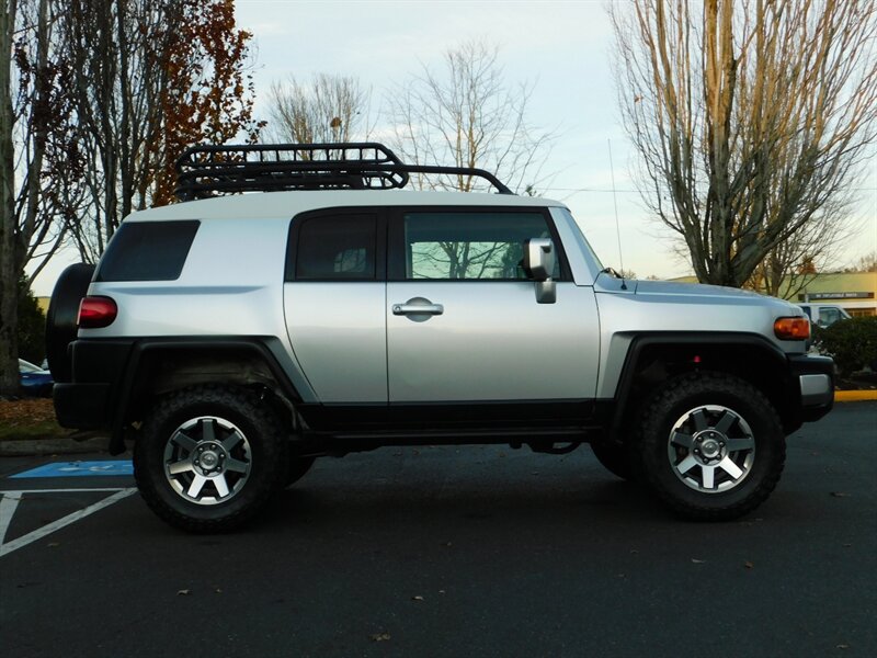 2007 Toyota FJ Cruiser 4dr SUV 4X4 / Diff Locks/ NEW LIFT & TIRES / SHARP   - Photo 4 - Portland, OR 97217