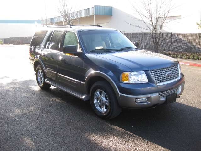 2003 Ford Expedition Eddie Bauer   - Photo 8 - Portland, OR 97217