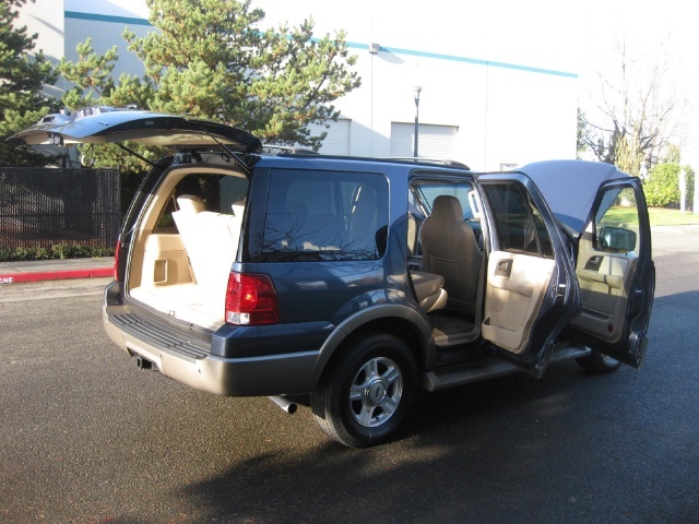 2003 Ford Expedition Eddie Bauer   - Photo 21 - Portland, OR 97217