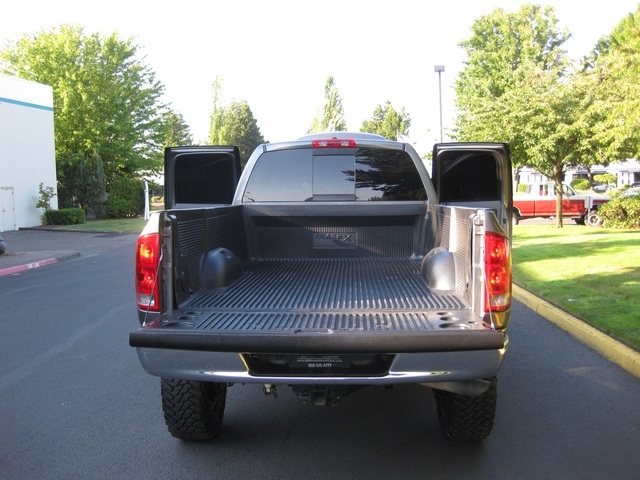 2006 Dodge Ram 2500 SLT/ 5.9L Diesel/ 6-Speed Manual   - Photo 11 - Portland, OR 97217