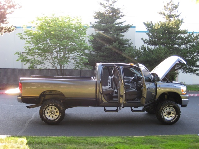 2006 Dodge Ram 2500 SLT/ 5.9L Diesel/ 6-Speed Manual   - Photo 14 - Portland, OR 97217