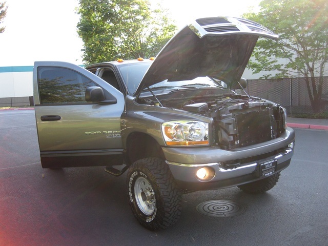 2006 Dodge Ram 2500 SLT/ 5.9L Diesel/ 6-Speed Manual   - Photo 15 - Portland, OR 97217