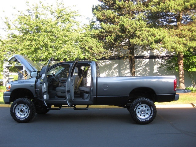 2006 Dodge Ram 2500 SLT/ 5.9L Diesel/ 6-Speed Manual