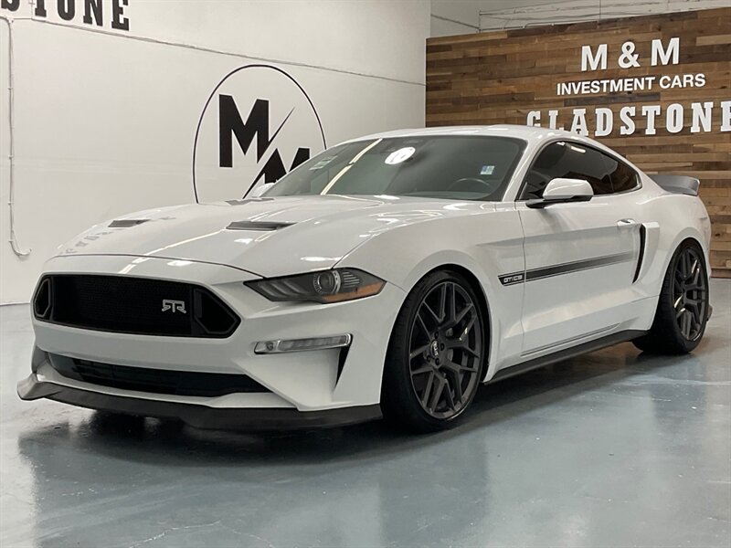 2021 Ford Mustang GT Premium / 6-Speed / 1-OWNER / 16,000 MILES  / California Special Pkg - Photo 1 - Gladstone, OR 97027