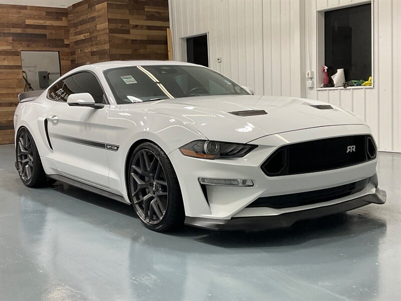 2021 Ford Mustang GT Premium / 6-Speed / 1-OWNER / 16,000 MILES  / California Special Pkg - Photo 2 - Gladstone, OR 97027