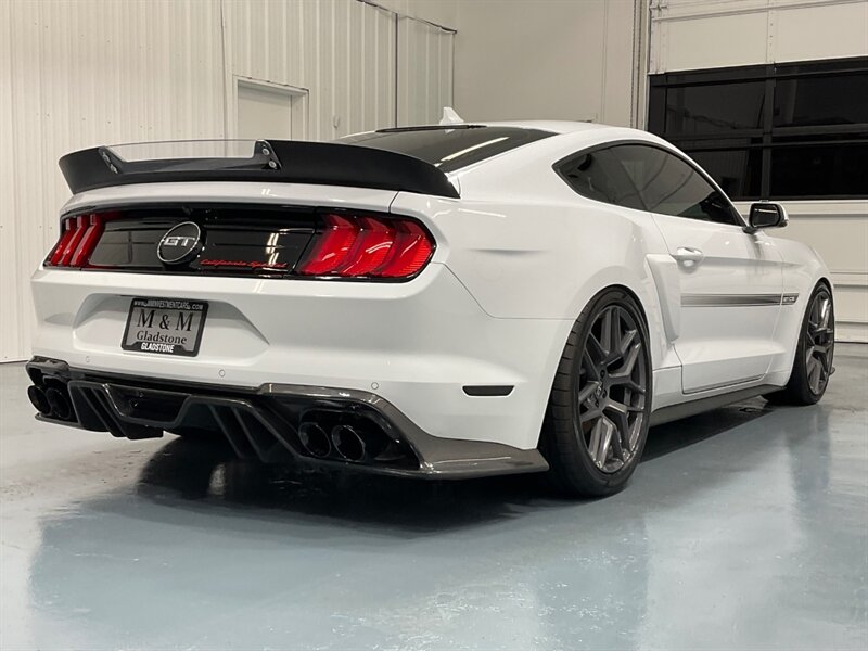 2021 Ford Mustang GT Premium / 6-Speed / 1-OWNER / 16,000 MILES  / California Special Pkg - Photo 8 - Gladstone, OR 97027