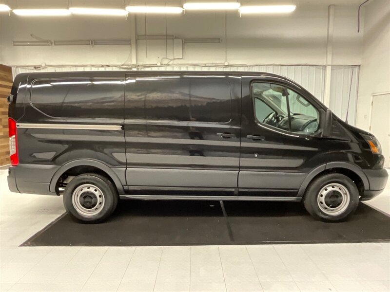 2015 Ford Transit 150 Cargo Van / Low Roof / Backup Cam / NEW TIRES  / 3.7L V6 / VERY CLEAN CARGO VAN - Photo 4 - Gladstone, OR 97027