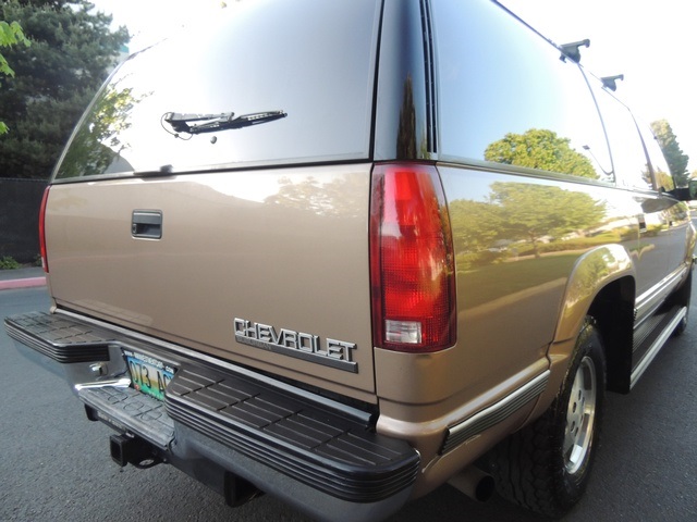 1995 Chevrolet Suburban K1500/4WD/ 3rd Seat / Runs Excellent   - Photo 36 - Portland, OR 97217