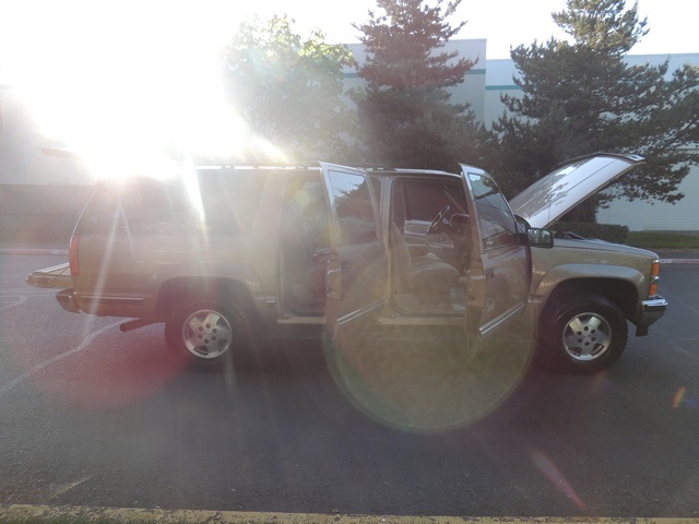 1995 Chevrolet Suburban K1500/4WD/ 3rd Seat / Runs Excellent   - Photo 14 - Portland, OR 97217