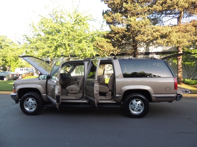 1995 Chevrolet Suburban K1500/4WD/ 3rd Seat / Runs Excellent   - Photo 10 - Portland, OR 97217