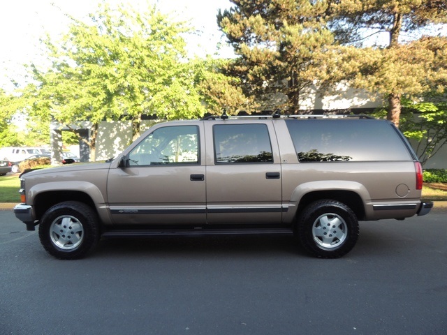 1995 Chevrolet Suburban K1500/4WD/ 3rd Seat / Runs Excellent   - Photo 3 - Portland, OR 97217