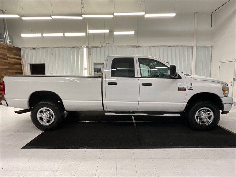 2009 Dodge Ram 2500 SLT Quad Cab 4X4 / 6.7L DIESEL / 6-SPEED / 1-OWNER  / LOCAL OREGON TRUCK / RUST FREE / SUPER CLEAN / 92,000 MILES - Photo 4 - Gladstone, OR 97027