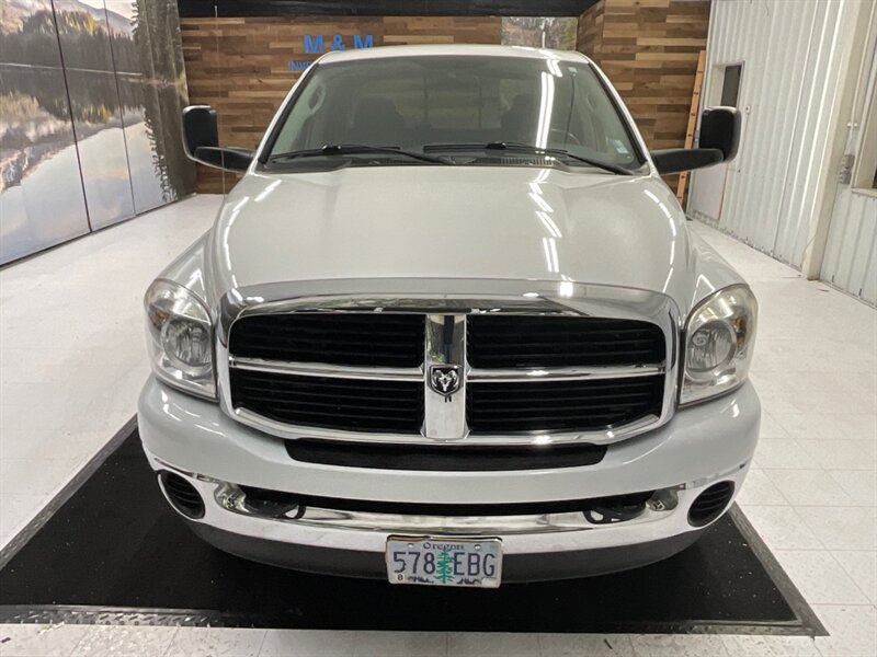 2009 Dodge Ram 2500 SLT Quad Cab 4X4 / 6.7L DIESEL / 6-SPEED / 1-OWNER  / LOCAL OREGON TRUCK / RUST FREE / SUPER CLEAN / 92,000 MILES - Photo 5 - Gladstone, OR 97027