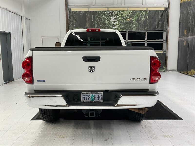 2009 Dodge Ram 2500 SLT Quad Cab 4X4 / 6.7L DIESEL / 6-SPEED / 1-OWNER  / LOCAL OREGON TRUCK / RUST FREE / SUPER CLEAN / 92,000 MILES - Photo 6 - Gladstone, OR 97027