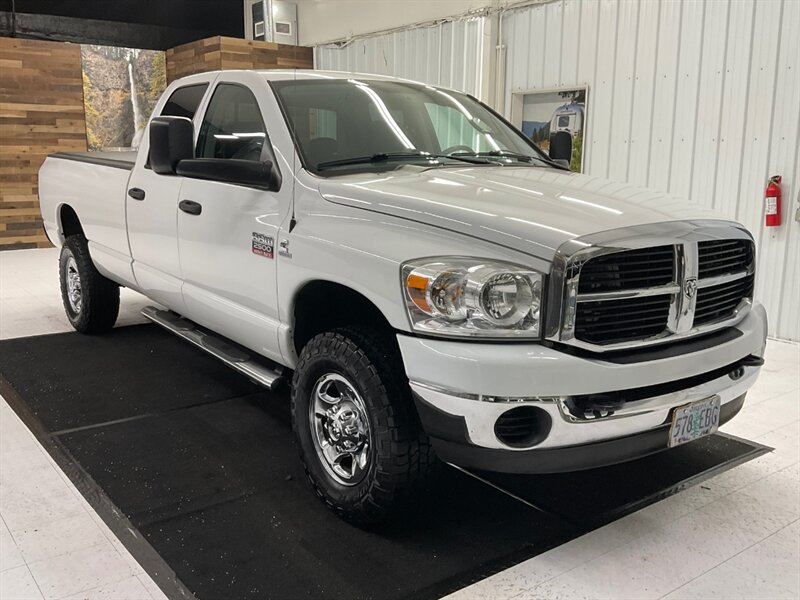 2009 Dodge Ram 2500 SLT Quad Cab 4X4 / 6.7L DIESEL / 6-SPEED / 1-OWNER  / LOCAL OREGON TRUCK / RUST FREE / SUPER CLEAN / 92,000 MILES - Photo 2 - Gladstone, OR 97027