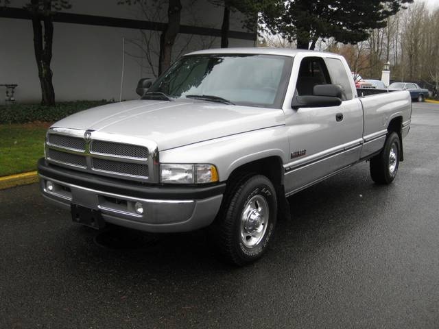 2002 Dodge Ram 2500 SLT   - Photo 1 - Portland, OR 97217