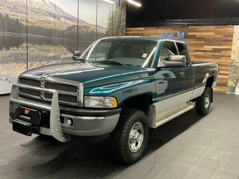 1999 Dodge Ram 2500 Laramie SLT 4X4/ 5.9L CUMMINS DIESEL / 103,000 MIL  LOCAL OREGON TRUCK / RUST FREE / BRAND NEW TIRES / LONG BED / CLEAN LOW MILES - Photo 1 - Gladstone, OR 97027