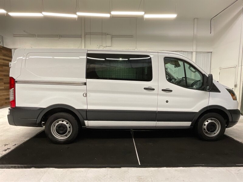 2018 Ford Transit 150 CARGO VAN / 3.7L V6 / 1-OWNER   - Photo 4 - Gladstone, OR 97027