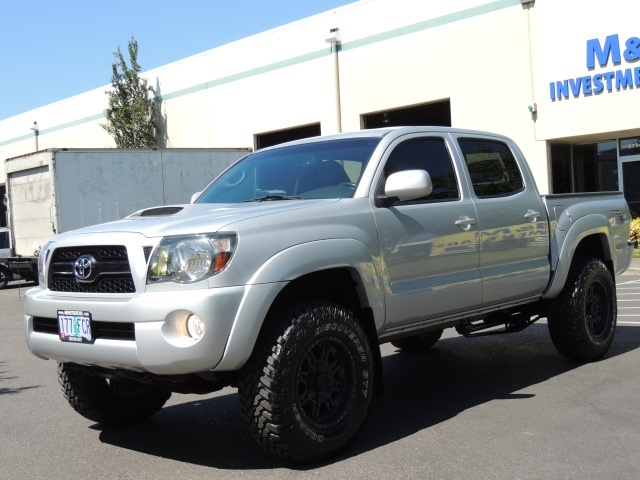 2011 Toyota Tacoma V6 / Crew Cab / 4X4 / TRD OFF RD / SPORT/ LIFTED