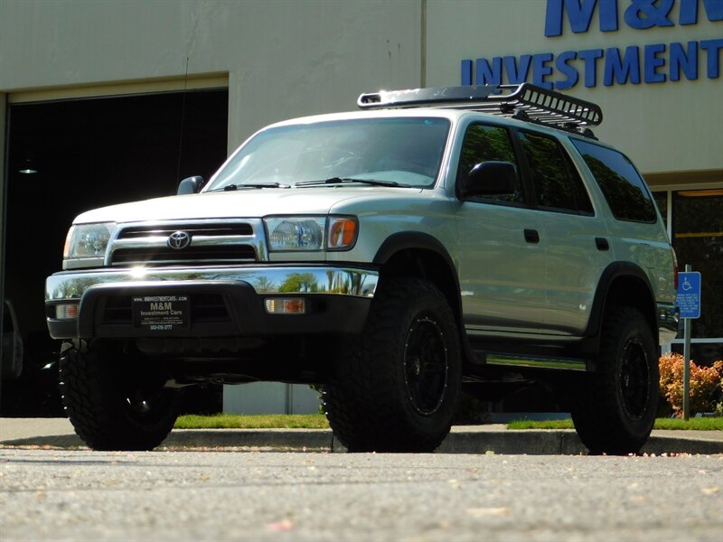 2000 Toyota 4Runner SR5 Sport Utility 4X4 / 5-SPEED MANUAL / LIFTED   - Photo 1 - Portland, OR 97217