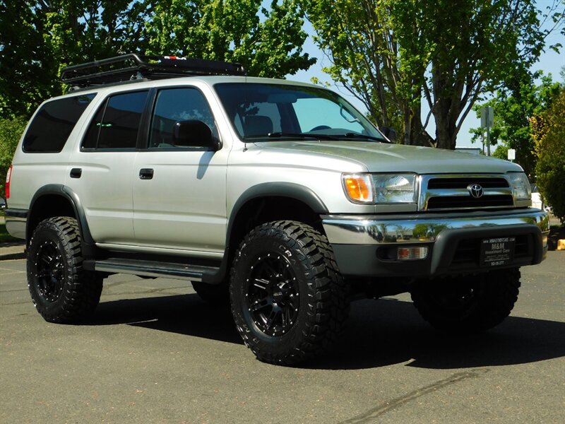 2000 Toyota 4Runner SR5 Sport Utility 4X4 / 5-SPEED MANUAL / LIFTED   - Photo 2 - Portland, OR 97217