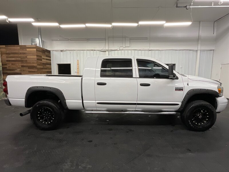 2008 Dodge Ram 2500 Laramie MEGA CAB 4X4 / 6.7L DIESEL / 1-OWNER LOCAL  Leather & Heated Seats / Sunroof / LEVELED / LOCAL TRUCK / RUS T FREE / CLEAN !! - Photo 4 - Gladstone, OR 97027