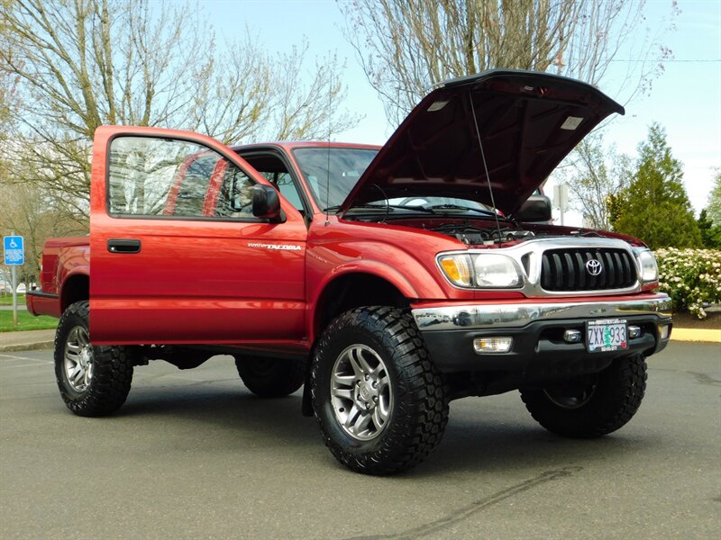 2003 Toyota Tacoma SR5 4X4 5-SPEED MANUAL/1-OWNER/ 69K MILES/ LIFTED