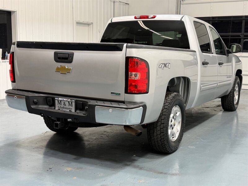 2011 Chevrolet Silverado 1500 LT Crew Cab 4X4 5.3L V8 / 1-OWNER LOCAL/ 74K MILES /Towing Pkg / Spray in bed liner /ZERO RUST - Photo 7 - Gladstone, OR 97027