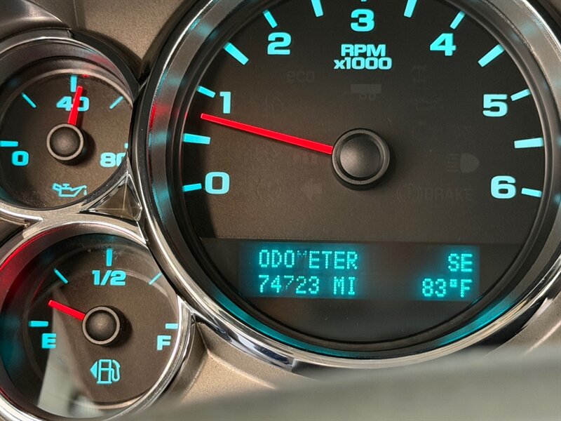 2011 Chevrolet Silverado 1500 LT Crew Cab 4X4 5.3L V8 / 1-OWNER LOCAL/ 74K MILES /Towing Pkg / Spray in bed liner /ZERO RUST - Photo 44 - Gladstone, OR 97027