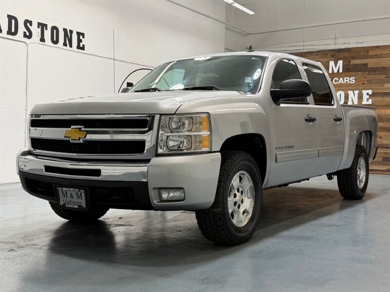2011 Chevrolet Silverado 1500 LT Crew Cab 4X4 5.3L V8 / 1-OWNER LOCAL/ 74K MILES /Towing Pkg / Spray in bed liner /ZERO RUST - Photo 50 - Gladstone, OR 97027