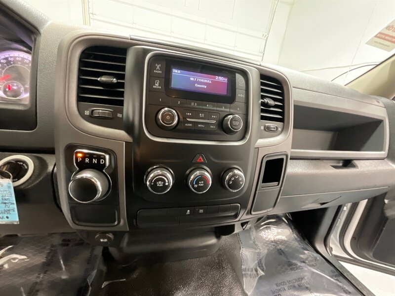 2020 RAM 1500 Tradesman Regular Cab 2WD /3.6L V6 / 44,000 MILES  / Backup Camera / ZERO RUST - Photo 20 - Gladstone, OR 97027