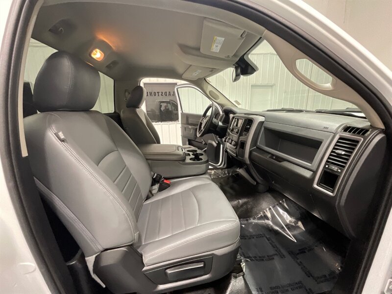 2020 RAM 1500 Tradesman Regular Cab 2WD /3.6L V6 / 44,000 MILES  / Backup Camera / ZERO RUST - Photo 16 - Gladstone, OR 97027