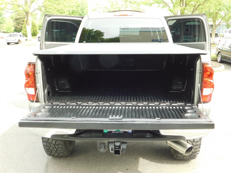 2006 Chevrolet Silverado 2500 LT Crew Cab 4X4 6.6L DURAMAX DIESEL / LBZ / LIFTED   - Photo 23 - Portland, OR 97217