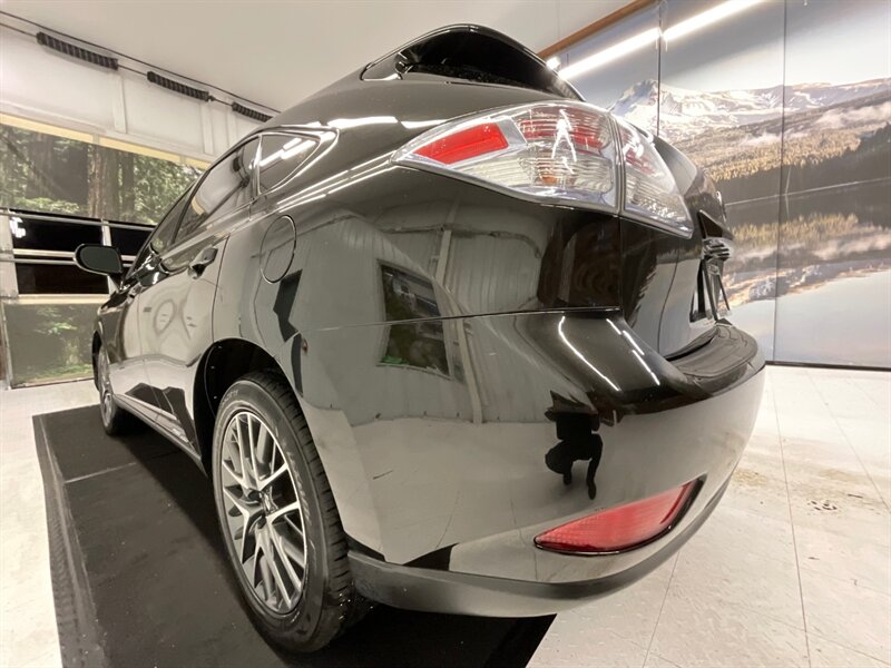 2011 Lexus RX 450h Sport Utility AWD / HYBRID / Leather / Navig  /Backup Camera / Heated & Cooled Leather Seats / BRAND NEW TIRES/ SHARP & CLEAN !! - Photo 9 - Gladstone, OR 97027