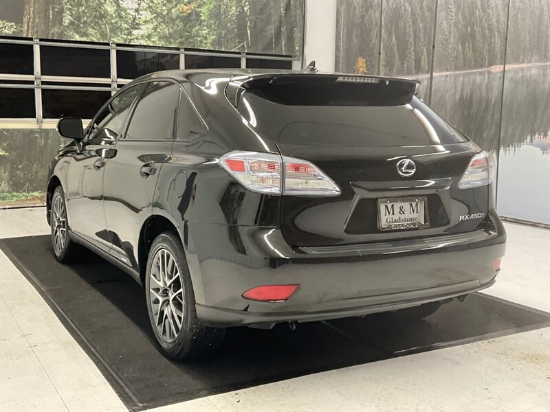 2011 Lexus RX 450h Sport Utility AWD / HYBRID / Leather / Navig  /Backup Camera / Heated & Cooled Leather Seats / BRAND NEW TIRES/ SHARP & CLEAN !! - Photo 8 - Gladstone, OR 97027