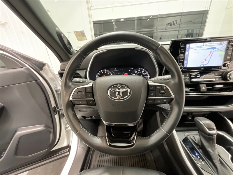 2021 Toyota Highlander XSE AWD / 3.5L V6 / Sunroof / 3RD ROW / 32K MILES  / 1-OWNER LOCAL - Photo 20 - Gladstone, OR 97027