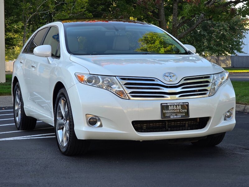 2009 Toyota Venza AWD V6 /CAM NAV / PANO ROOF / 1-OWNER / 102k MILES  ALL WHEEL DRIVE / LEATHER / FULLY LOADED / LOW MILES - Photo 2 - Portland, OR 97217